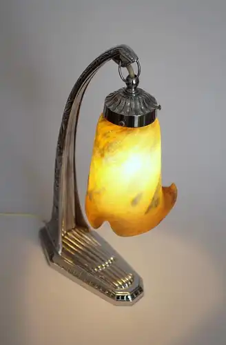 Art Deco Lampe "THE COURTYARD" Sammlerstück vernickelt Leuchte Tischlampe