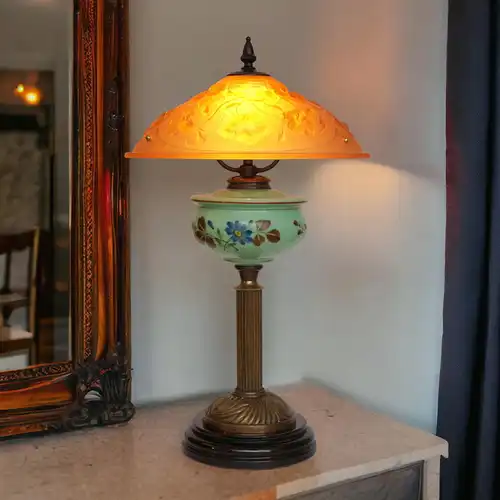 Lampe de table "FLOWERING" originale Art Nouveau Petroleum 1900 Unikat