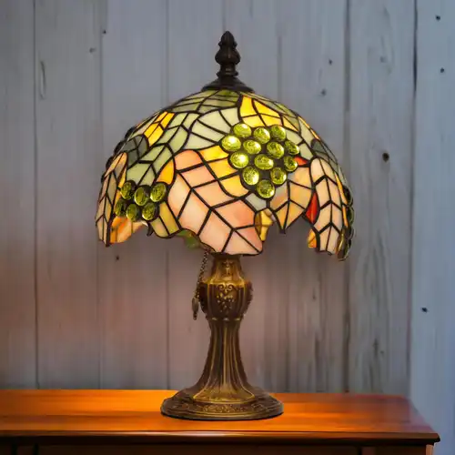 Sehr zierliche Jugendstil Tiffanyleuchte "GRAZ" Tischlampe Lampe Tiffany