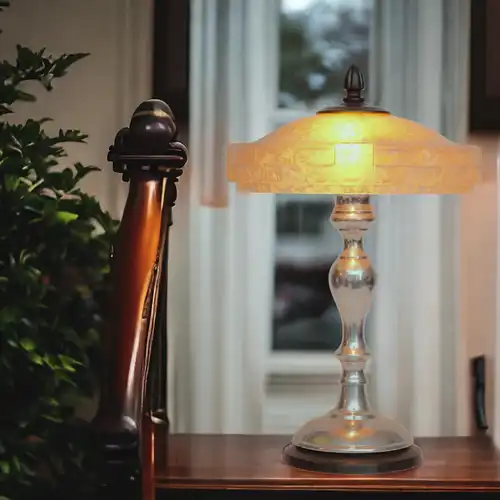 Art Deco Tischlampe "UNIQUE" antikes Opalglas Schreibtischlampe zierliche