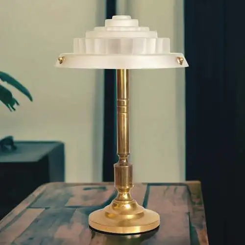 Art lampe de bureau "GOLDEN STAIRS" lampe en laiton unique