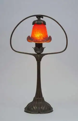 Belle lampe en laiton "RED FRUIT" de style Art Nouveau de Berlin