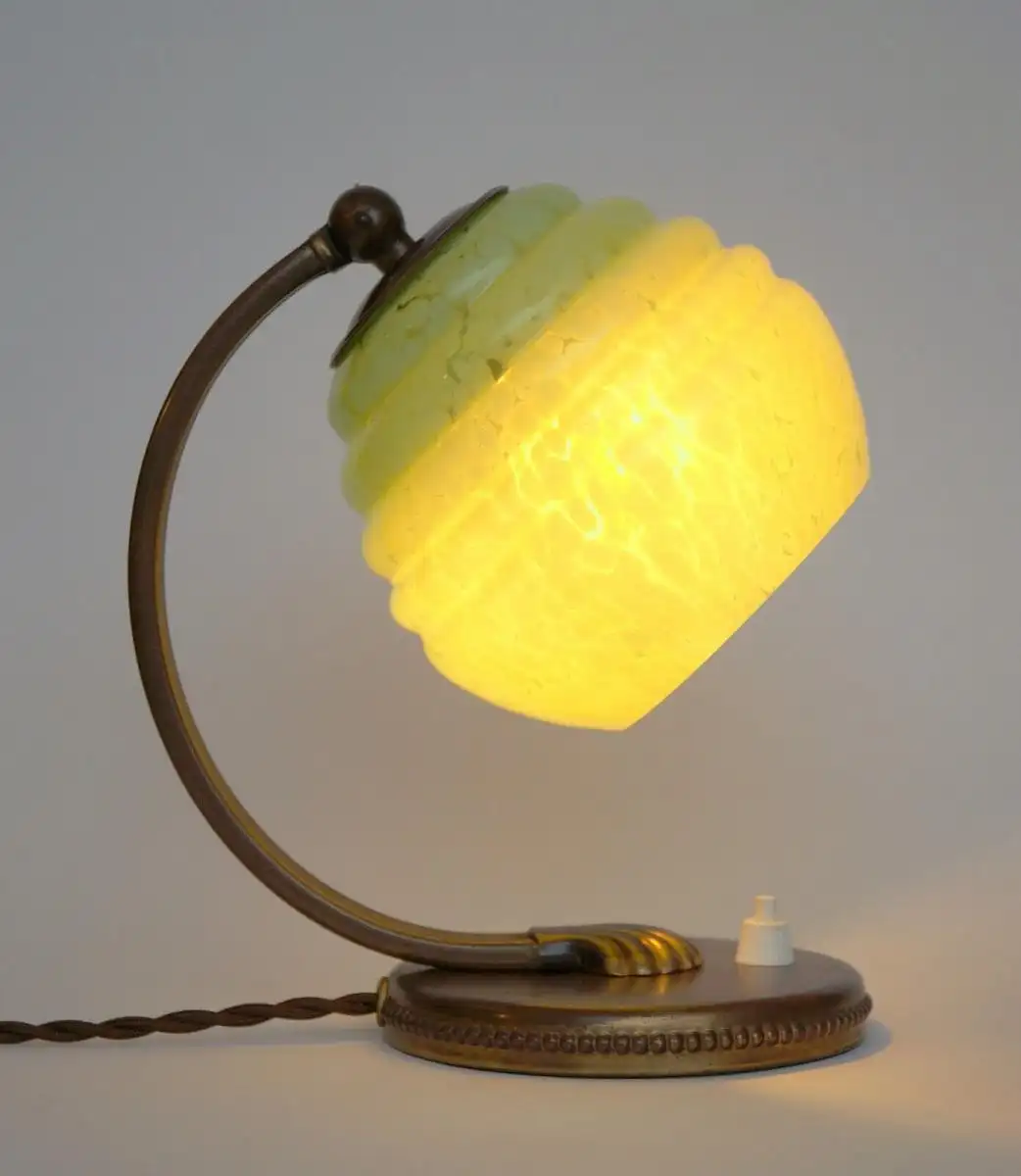 Art Deco Nachttischlampe 1930er Messinglampe zierlich Wandlampe