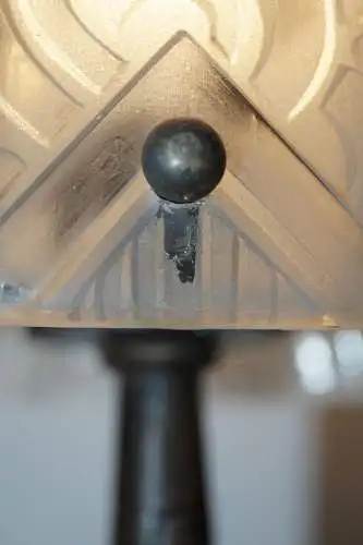 Original Art Deco Tischlampe "SPIRAL" MULLER FRÈRES LUNÉVILLE 1910 gehämmert