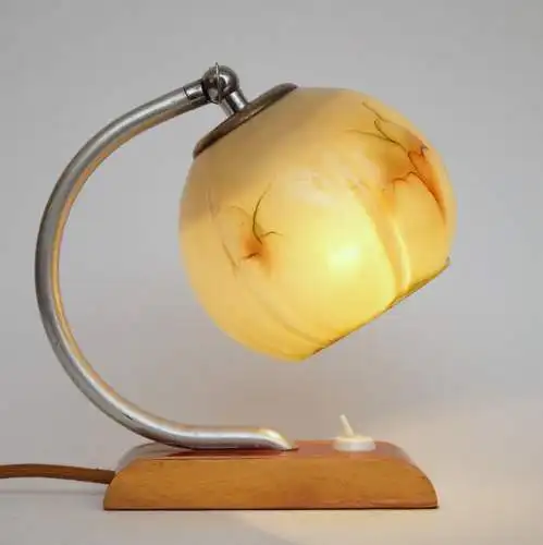 Art Deco Nachttischlampe 1930er Messinglampe zierlich Wandlampe