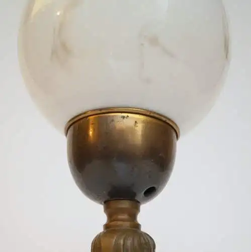 Zierliches Jugendstil Lämpchen "SMALL WORLD" Tischleuchte Unikat Messinglampe