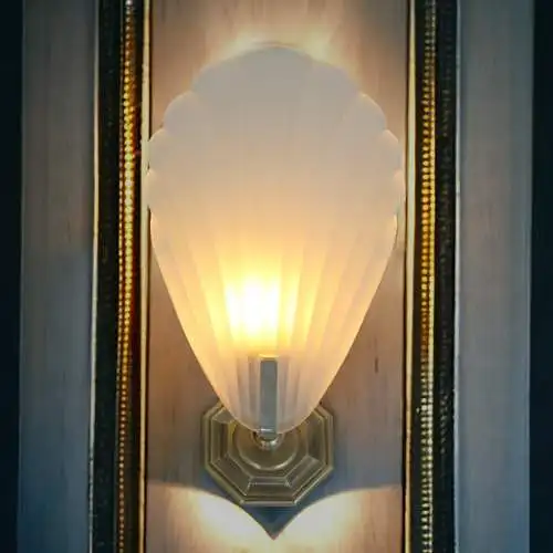 Art Deco Wandlampe Wandleuchte "BRASS SHELL" 3 Stk. verfügbar