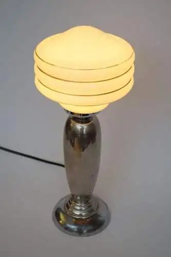 Kleine Art Deco Bauhaus Tischleuchte "EGGY" Unikat Tischlampe Spaceage