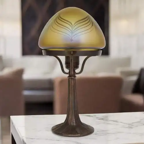 Art Déco Tischleuchte "DARK WIDOW" irisierend ähnlich Lötz Bronze Lampe