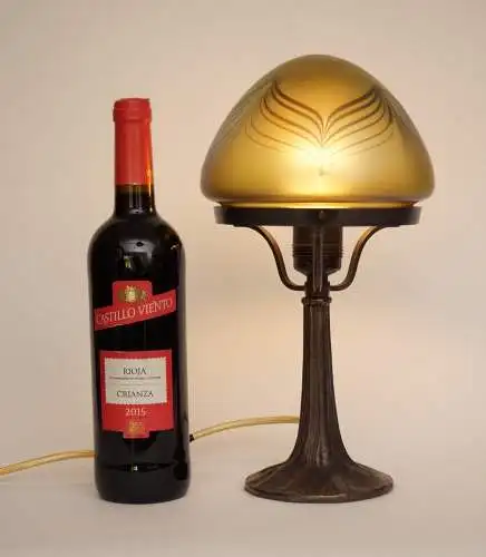 Art Déco Tischleuchte "DARK WIDOW" irisierend ähnlich Lötz Bronze Lampe