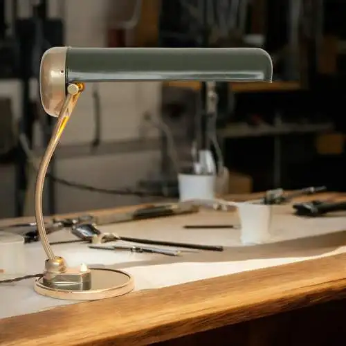 Große Bauhaus Arbeitsleuchte Industrial Schreibtischleuchte 1920er Tischlampe