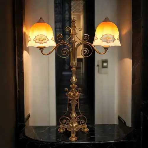 Lampe en laiton 1910 LED en écriture originale Art Nouveau