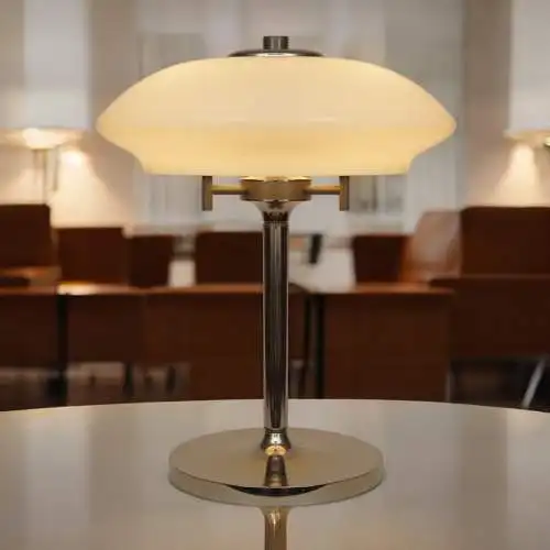 Riesige Bauhaus Mid-Century Designer Leuchte Arztleuchte Schreibtisch