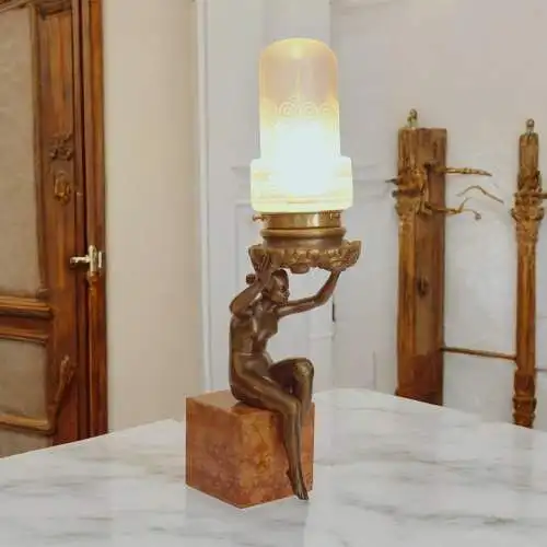 Einzigartige original Art Déco Figurenleuchte "ATHENE" Messinglampe 1920