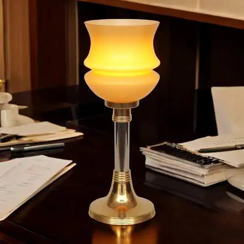 Sehr elegante Art Déco Tischleuchte Tischfluter "TASSE AMBRE" Unikat Messinglamp