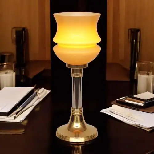 Sehr elegante Art Déco Tischleuchte Tischfluter "TASSE AMBRE" Unikat Messinglamp