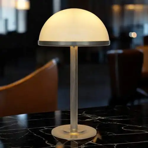 Bauhaus Adolf Loos Tischlampe Villa Steiner LST2 Wiener Werkstätte Woka Neuauflg