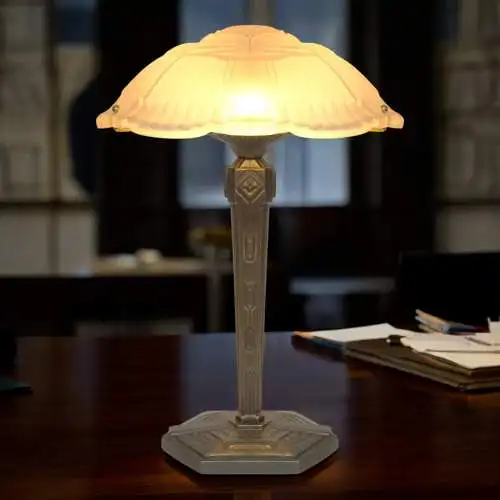 Sehr elegante Art Déco Prunkleuchte "RENNES" Unikat Einzelstück Bankerlampe