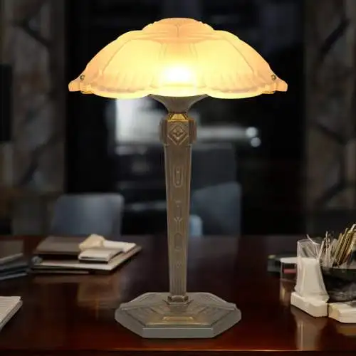 Sehr elegante Art Déco Prunkleuchte "RENNES" Unikat Einzelstück Bankerlampe