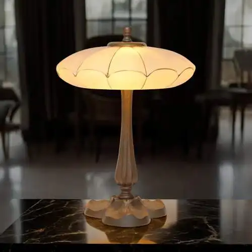 Wunderschöne unikate Art Déco Tischleuchte "LILLE" Einzelstück Messinglampe