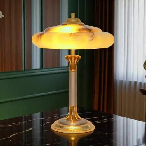 Zierliche Unikat Art Déco Tischlampe "FONTVIELLE" Tischleuchte Messinglampe