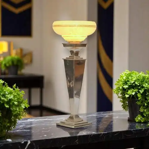 Unikat Art Déco Tischfluter "OBELISQUE" Messing versilbert Tischlampe