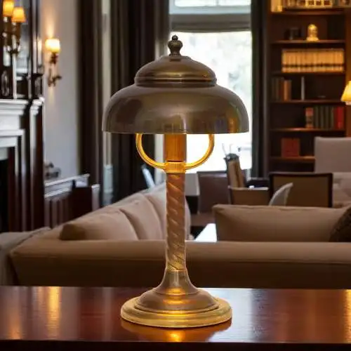 Einzelstück sehr zierliche Art Déco Design Tischleuchte "NEWCASTLE" Messinglampe