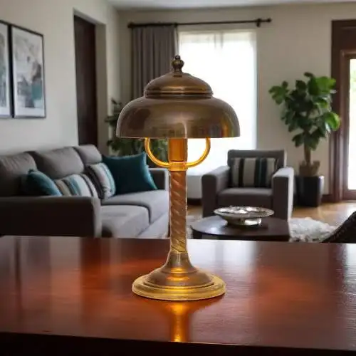 Einzelstück sehr zierliche Art Déco Design Tischleuchte "NEWCASTLE" Messinglampe