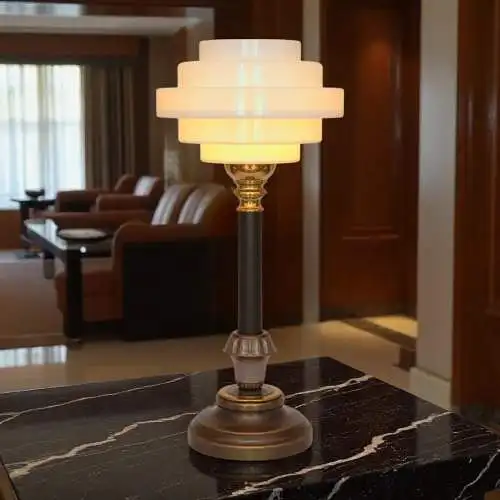 Einzelstück große Art Déco Design Tischleuchte "COVENTRY" Messinglampe
