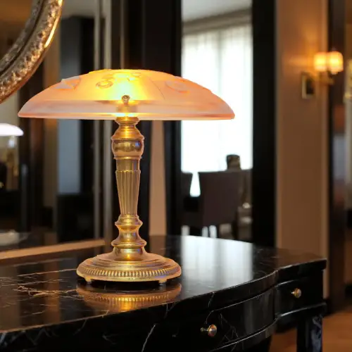 Design Art Deco Tischleuchte "BROOKLYN GRAPHICS" Messinglampe Unikat Tischlampe