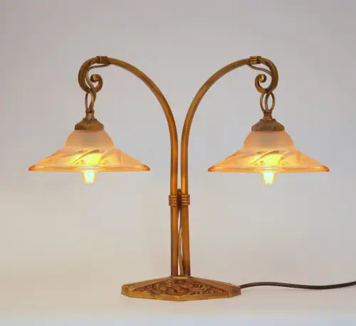 Einzigartige original Art Deco Design Tischleuchte "BLIND SIDE" Messinglampe