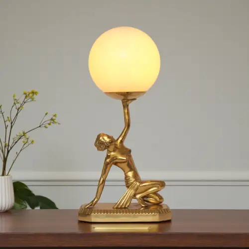 Klassische Art Déco Tischleuchte "GOLDEN GAIA" Messinglampe Banker Figurenlampe