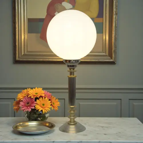 Exklusive  Art Deco Tischlampe "BIG MOON" Berlin Messinglamp Nickel matt