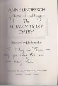 Lindbergh, Anne: The Hunky-Dory Dairy, Illustrated by Julie Brinckloe. 