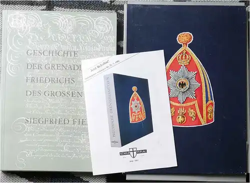 Fiedler, Siegfried: Grenadiermützen der Armee Friedrichs des Großen (Tafeln) + Geschichte der Grenadiere Friedrichs des Großen (Textband) (Decketiltel: Preußische Grenadiermützen). 