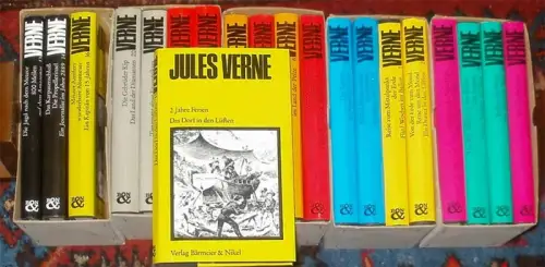 Verne, Jules: Die grosse Jules Verne Ausgabe.  KOMPLETT in 20 Bänden.   1. Reise zum Mittelpunkt der Erde / Fünf Wochen im Ballon.. 
