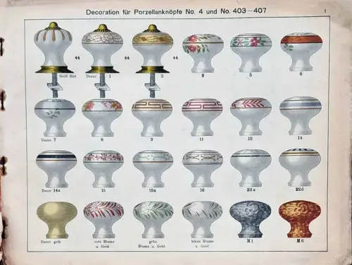 Muster-Album Glas- und Porzellanknöpfe - über Porzellan- und Glas-Knöpfe, Türdrücker u.s.w. . Text viersprachig: deutsch - englisch - französisch - spanisch. 