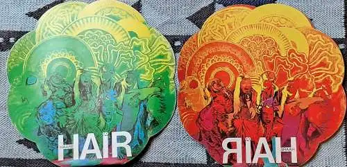 HAIR - Original-Programmheft in Blumen-Umriß. 