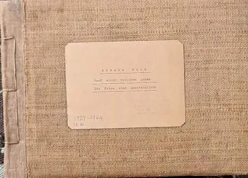 Schlopsnies, Albert: Photoalbum Puppengestaltung 1927 - 1944. - Untertitel: "Dieses Buch darf nicht verlorengehen, Die Fotos sind unersetzlich!". 