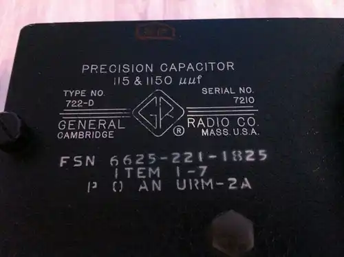 Präzisions Kondensator mit hoher Auflösung
Precision Capacitor 722-D General Radio Co. Cambridge 
