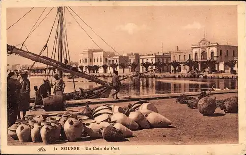 Ak Sousse Tunesien, Un coin du Port, Hafenpartie, Tongefäße, Häuser