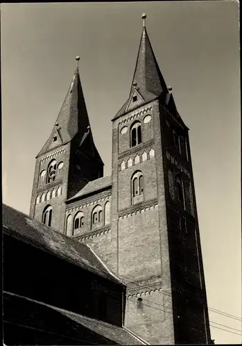 Ak Jerichow in Sachsen Anhalt, Blick auf die Klosterkirche, Türme von Nordost