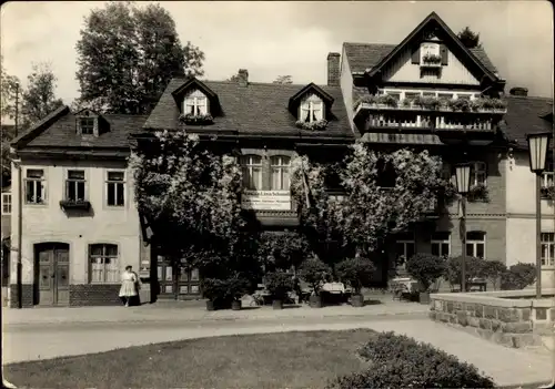 Ak Leutenberg in Thüringen, Pension Lina Schmidt, Ingeborg Bergner, Leninstraße 15