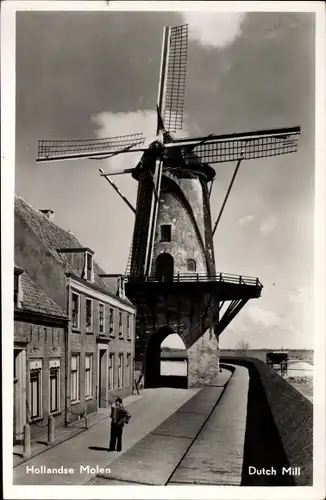 Ak Blick auf eine holländische Windmühle, Hollandse Molen