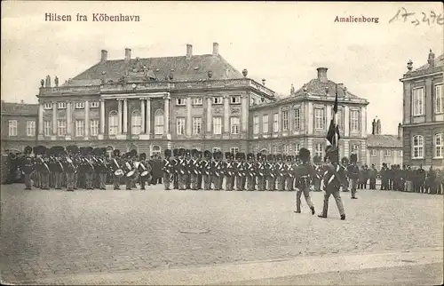 Ak København Kopenhagen Dänemark, Amalienborg, Wachablösung