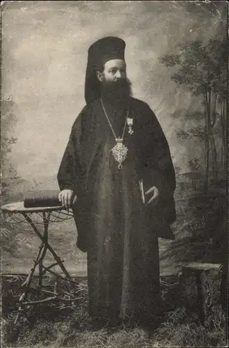 Ak Griechenland, Geistlicher der griechisch orthodoxen Kirche, Standportrait, Bibel