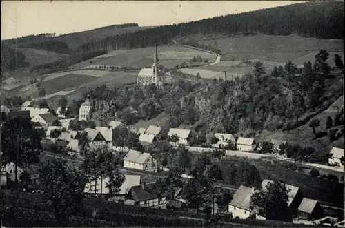 Ak Rechenberg Bienenmühle Erzgebirge, Gesamtansicht des Ortes mit Umgebung, Kirche, Felder