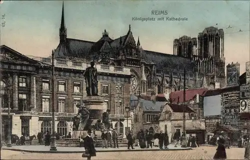 Ak Reims Marne, Königsplatz mit Kathedrale, Denkmal