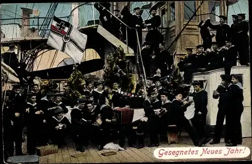 Ak Deutsche Matrosen an Bord eines Schiffes, Glückwunsch Neujahr, Reichskriegsflagge