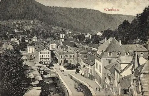 Ak Bad Wildbad im Kreis Calw Baden Württemberg, Blick auf die Stadt, Berge